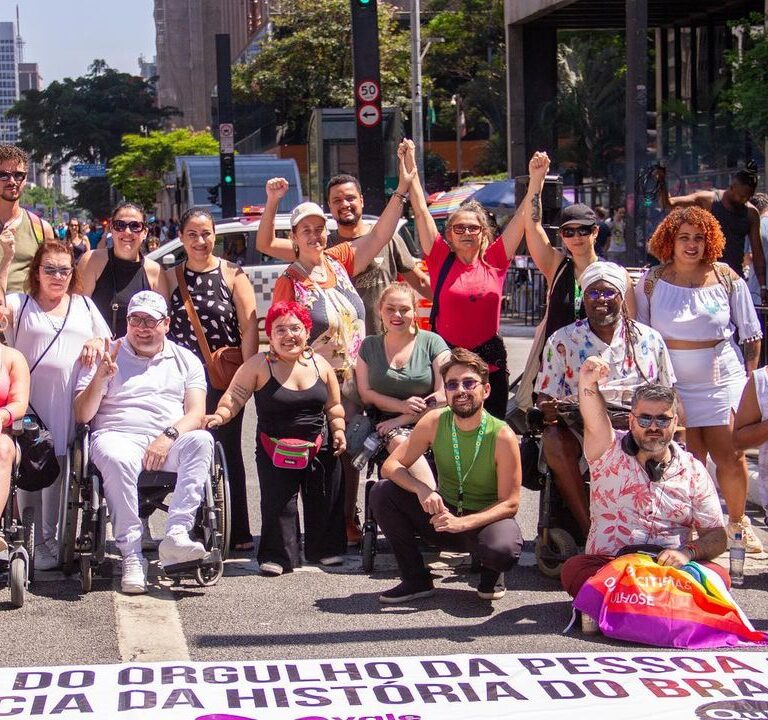 Pessoas LGBTQIAP+ com deficiência criam mecanismos para inclusão e reconhecimento