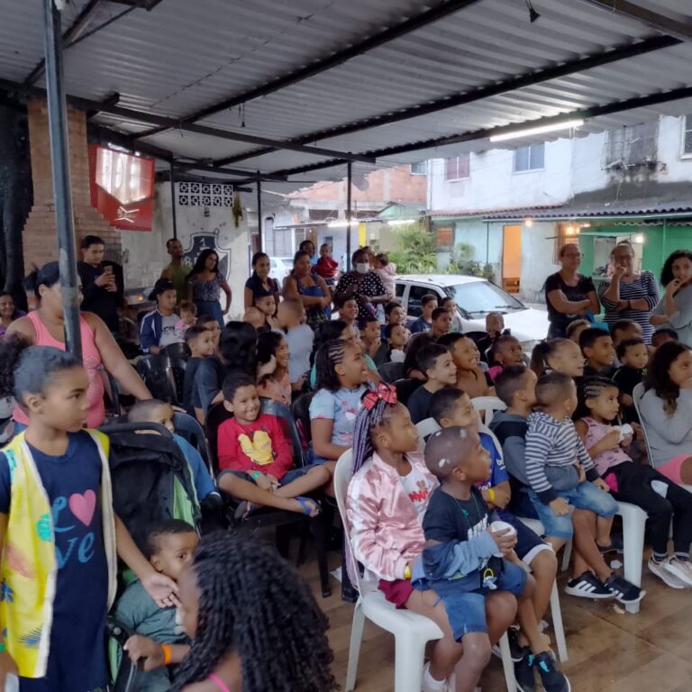 Instituições da Maré realizam campanhas solidárias de páscoa; saiba como ajudar