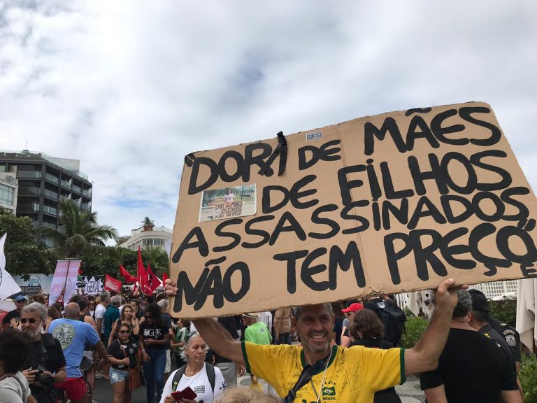 Lutar é um verbo eternamente conjugado por nós, moradores de favelas