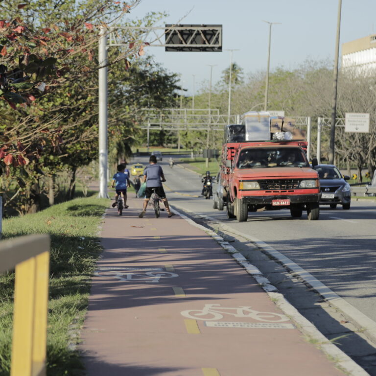 Um perigo na ciclovia