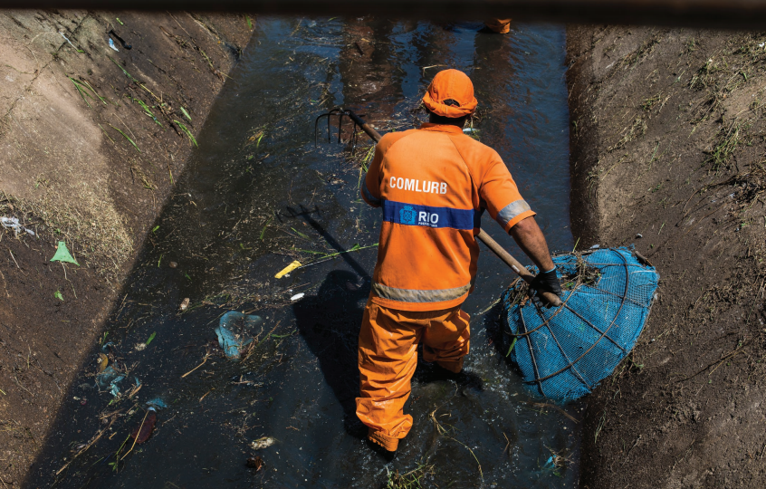  ‘Cadê o lixeiro?’: moradores da Maré reclamam de falta de coleta de lixo