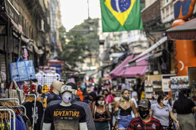  Rio adota novas medidas restritivas contra a covid-19