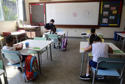  Prefeitura do Rio divulga nova lista de escolas com retorno presencial