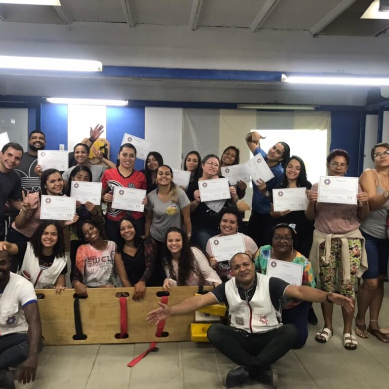 Curso de primeiros socorros já atingiu 2.000 moradores da Maré