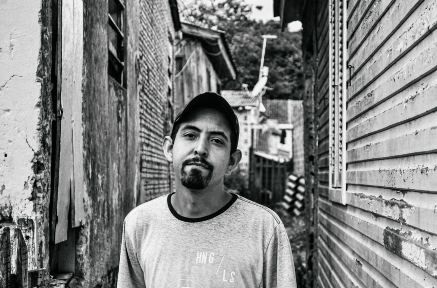  A nova literatura brasileira é das favelas e periferias; conheça escritor José Falero
