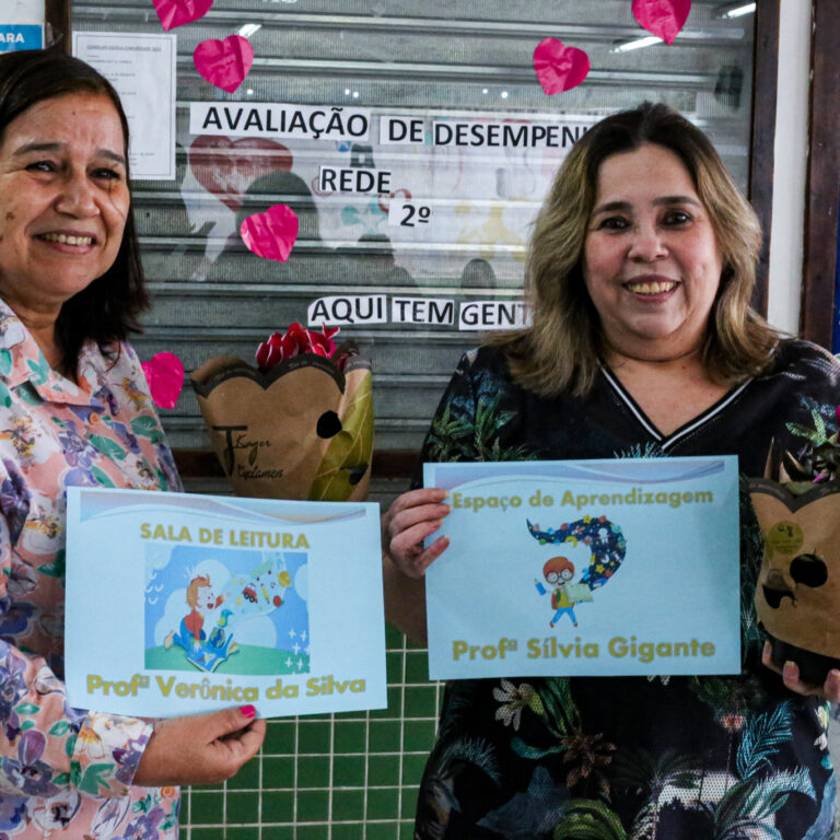 Escola da Baixa do Sapateiro faz evento para eternizar homenagem às professoras