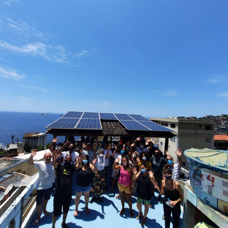 Projeto de geração de energia solar chega ao Vidigal