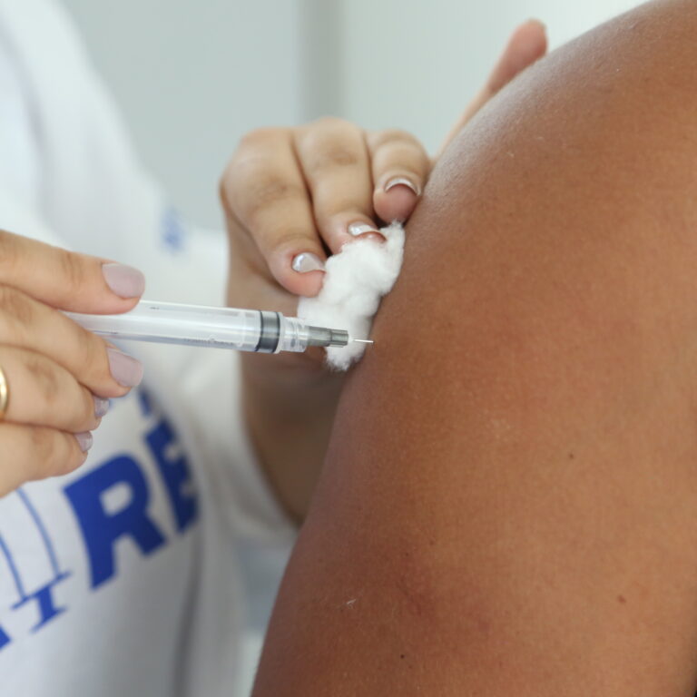 Estudo na Maré comprova efetividade da vacina covid-19