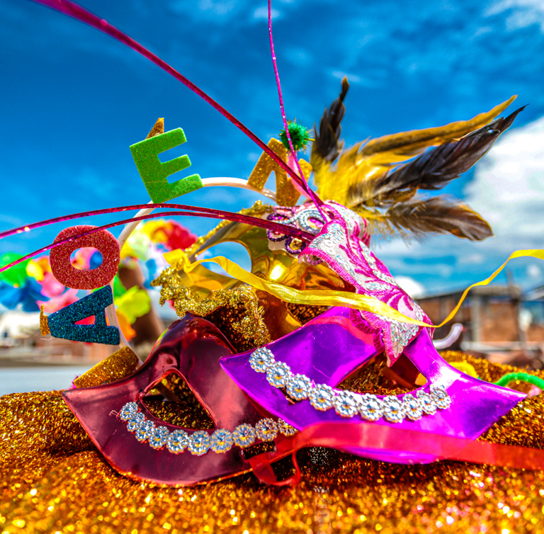 Um túnel do tempo para a alegria: o Carnaval na Maré