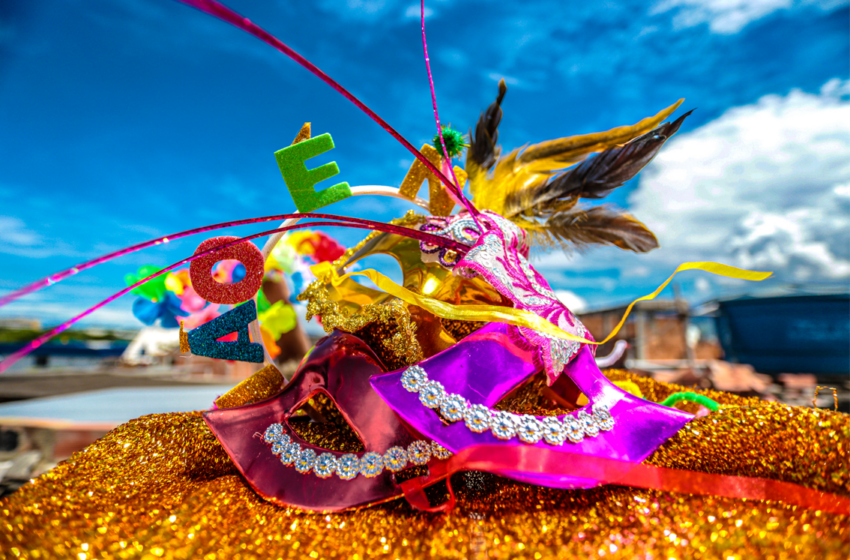  Um túnel do tempo para a alegria: o Carnaval na Maré