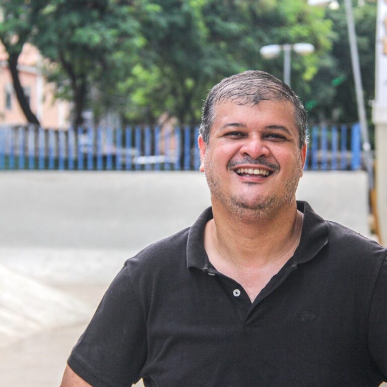 Dia do Jornalista: Memória e afeto no jornalismo comunitário