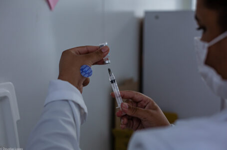 Vacina Maré – Foto: Douglas Lopes