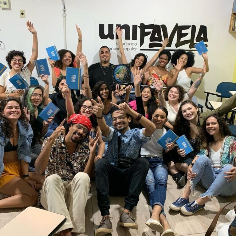 UniFavela inicia novo projeto para educação de base na Maré