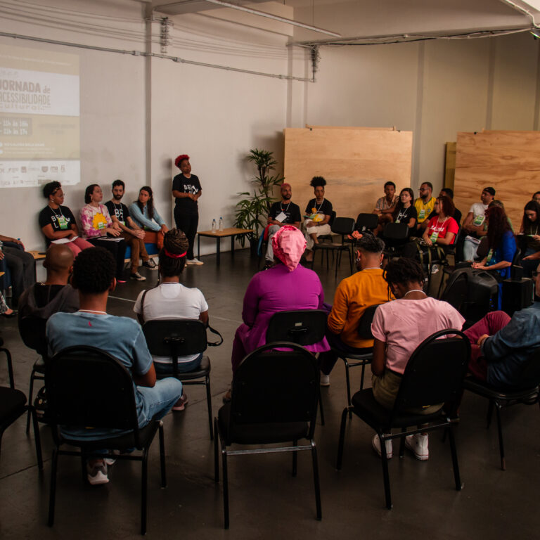 Evento na Maré discute importância da acessibilidade nos espaços de cultura