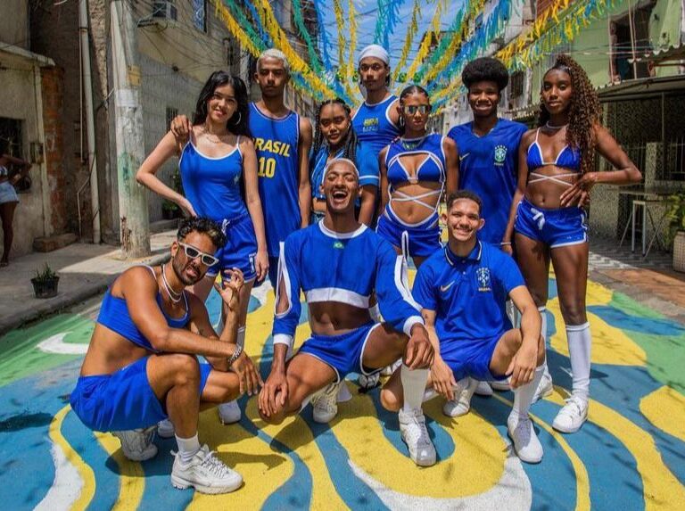“Favela está sendo vista com os olhos que merece”, diz Rapha Vicente em vídeo