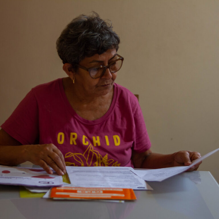 Aposentada da Maré sofre golpe do ‘cartão de crédito’ e bancos fazem alertas