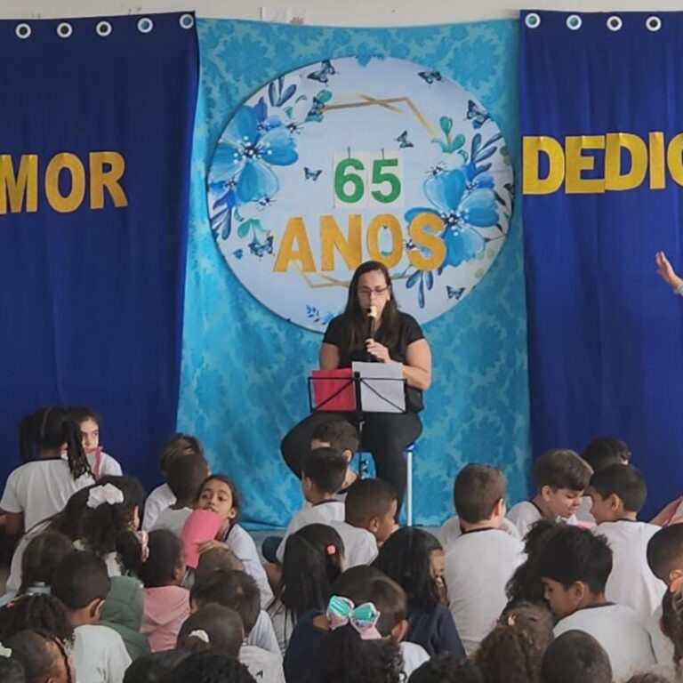 Escola IV Centenário completa 65 anos de educação na Maré