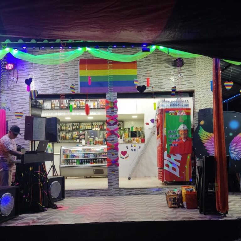 Bares LGBTQIA+ para celebrar a diversidade