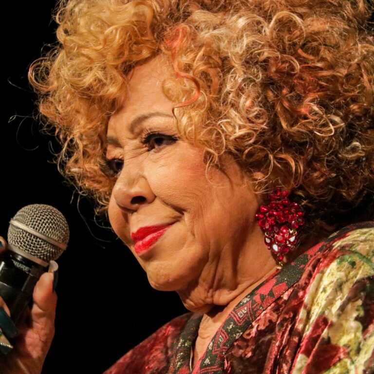Alcione se apresenta no terceiro dia do Festival WOW, confira a programação do evento