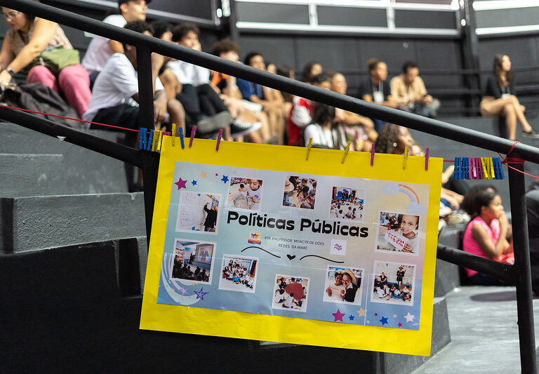 Violência armada, contra crianças e mulheres em debate na Semana dos Direitos Humanos da Maré 