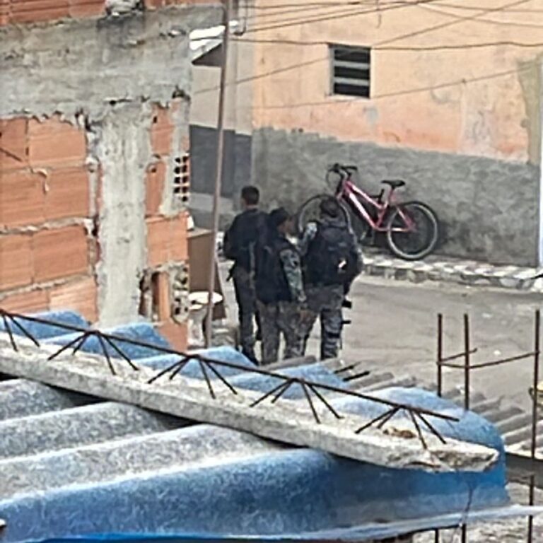 Violência e violações do início ao fim do ano: Maré recebe 32ª operação policial em 2023