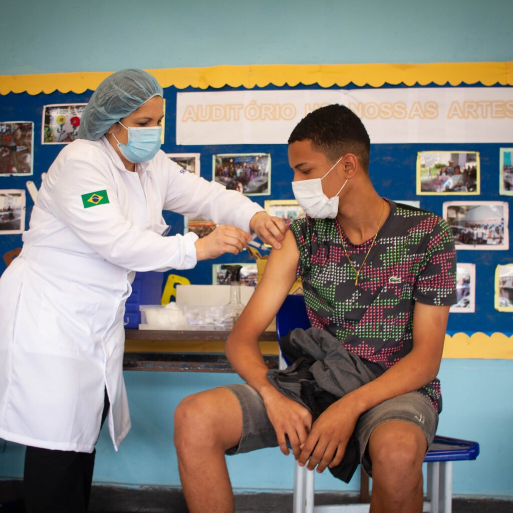 Vacina da Dengue será aplicada primeiro em crianças de 10 a 11 anos. Foto: Gabi Lino.