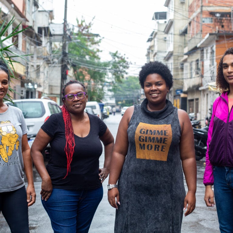 Mulheres negras são maioria da Maré e criam estratégias de combate às violências