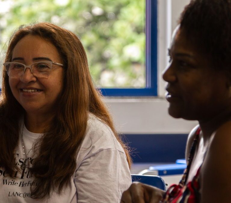 Projeto de alfabetização para mulheres está com inscrições abertas