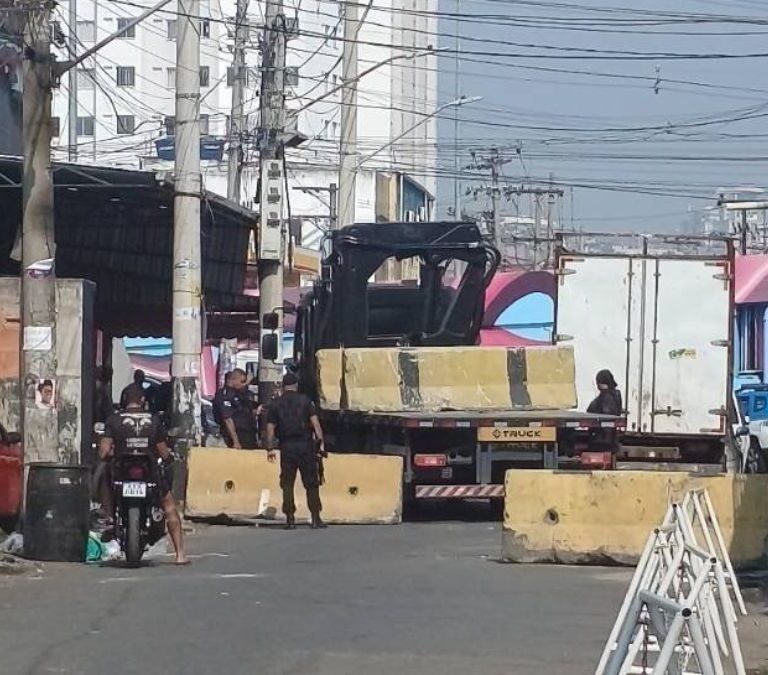 Polícia Militar bloqueia vias de acesso a favelas da Maré na 38º operação no bairro