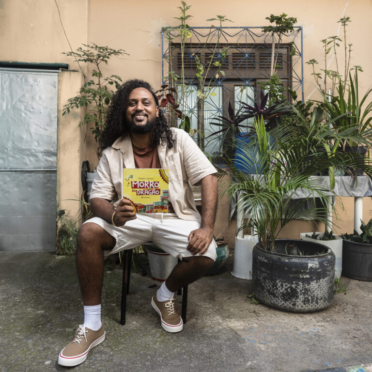 ‘Morro do Dragão’ é novo livro de Renato Cafuzo, cria do Morro do Timbau