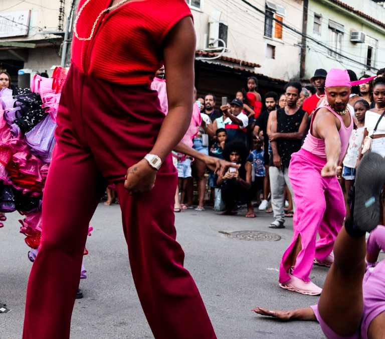 Mostra de Danças reúne produção de diferentes partes da cidade no Centro de Artes da Maré